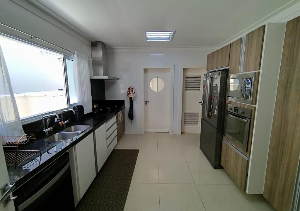 PHOTO-2025-08-13-14-02-08(19)