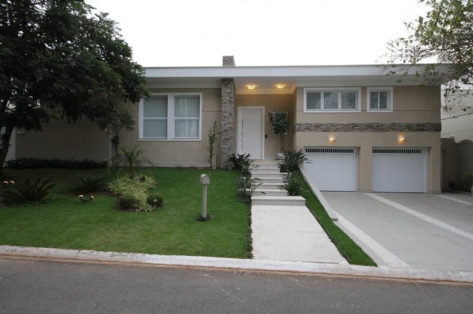 WhatsApp Image 2025-10-04 at 11.50.00