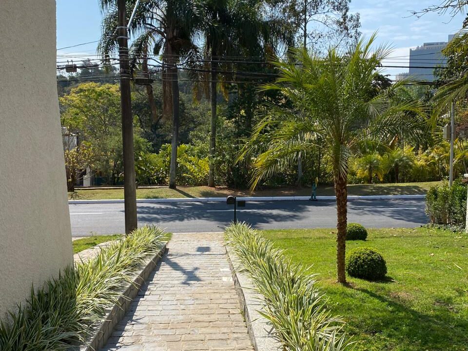 PHOTO-2024-10-31-16-11-00 12