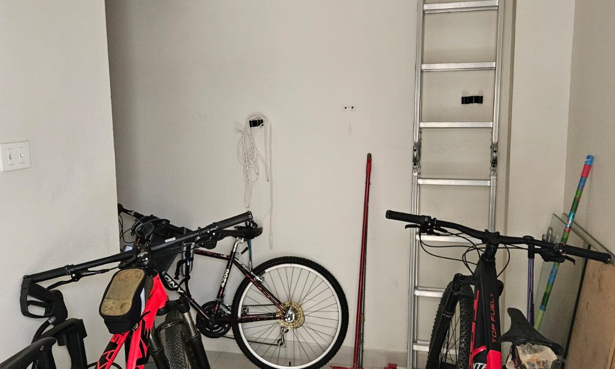 PHOTO-2025-08-01-09-02-24