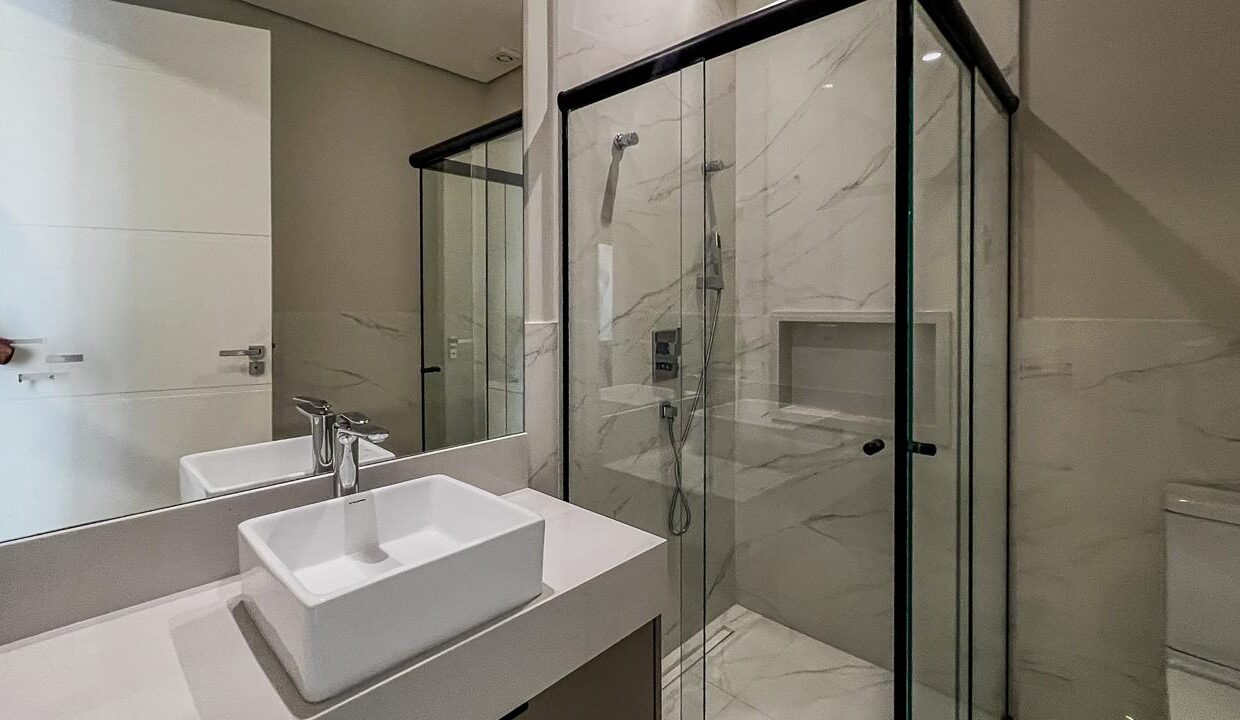 PHOTO-2025-08-04-21-06-56(14)