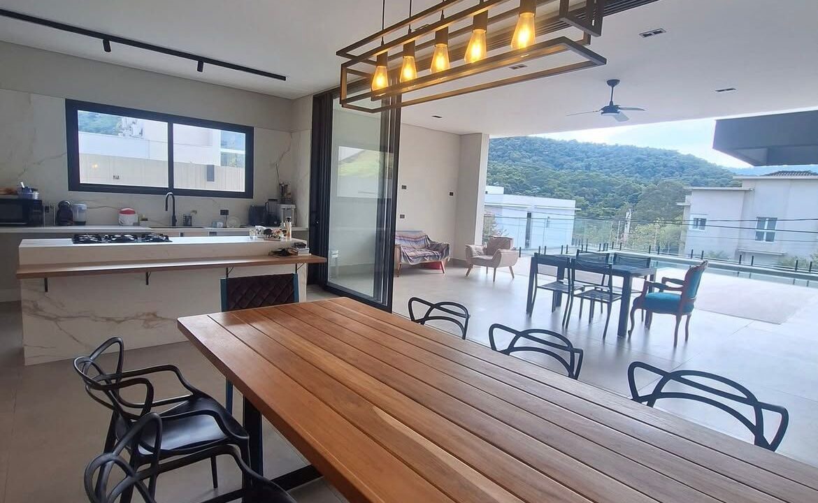 PHOTO-2025-10-01-21-07-17(2)