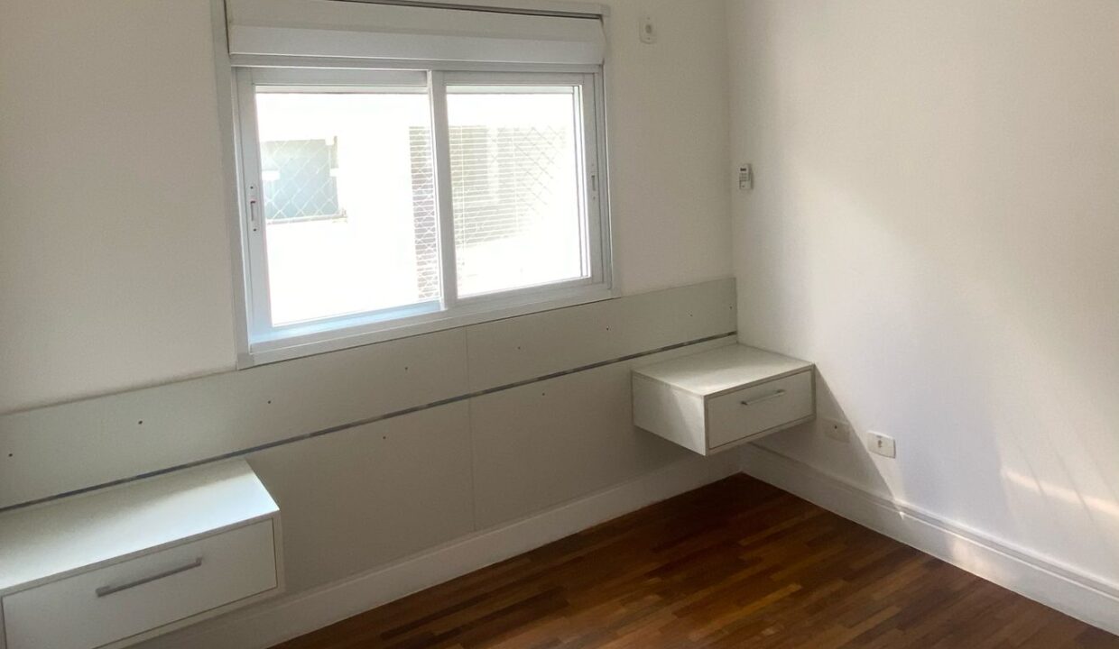 PHOTO-2025-10-10-19-42-51