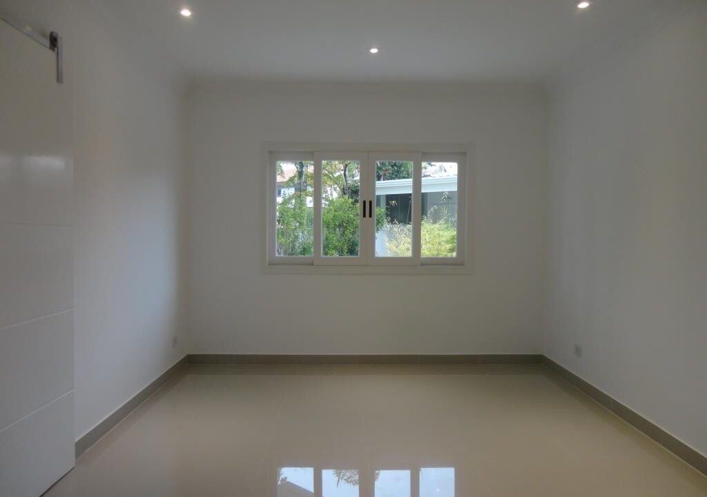 PHOTO-2025-10-11-17-50-01(1)