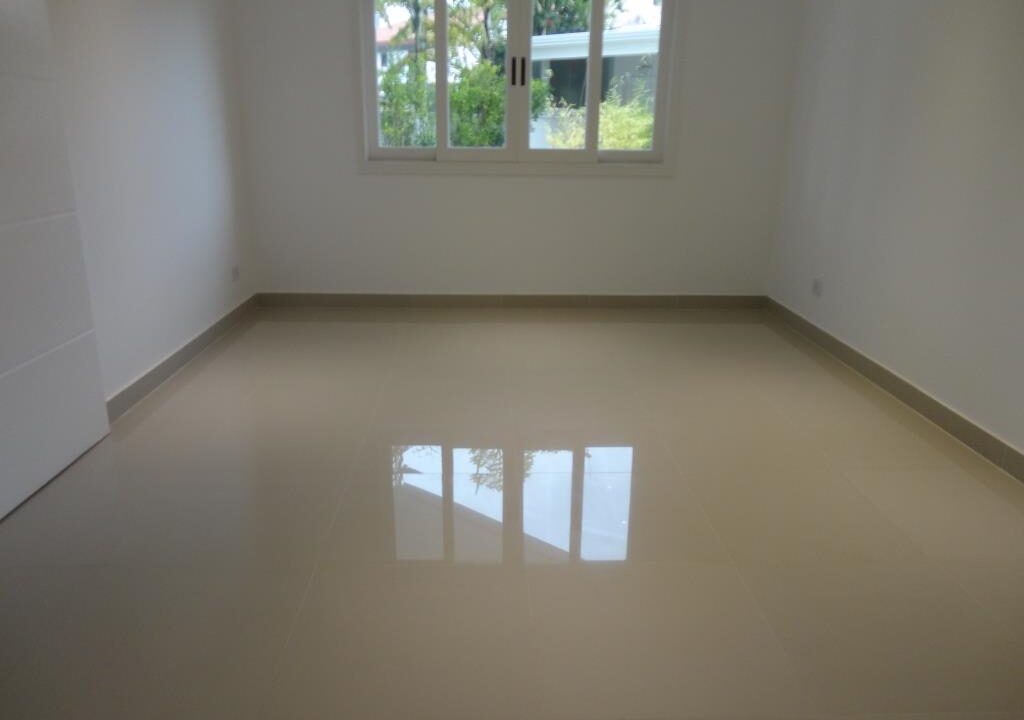 PHOTO-2025-10-11-17-50-01(4)