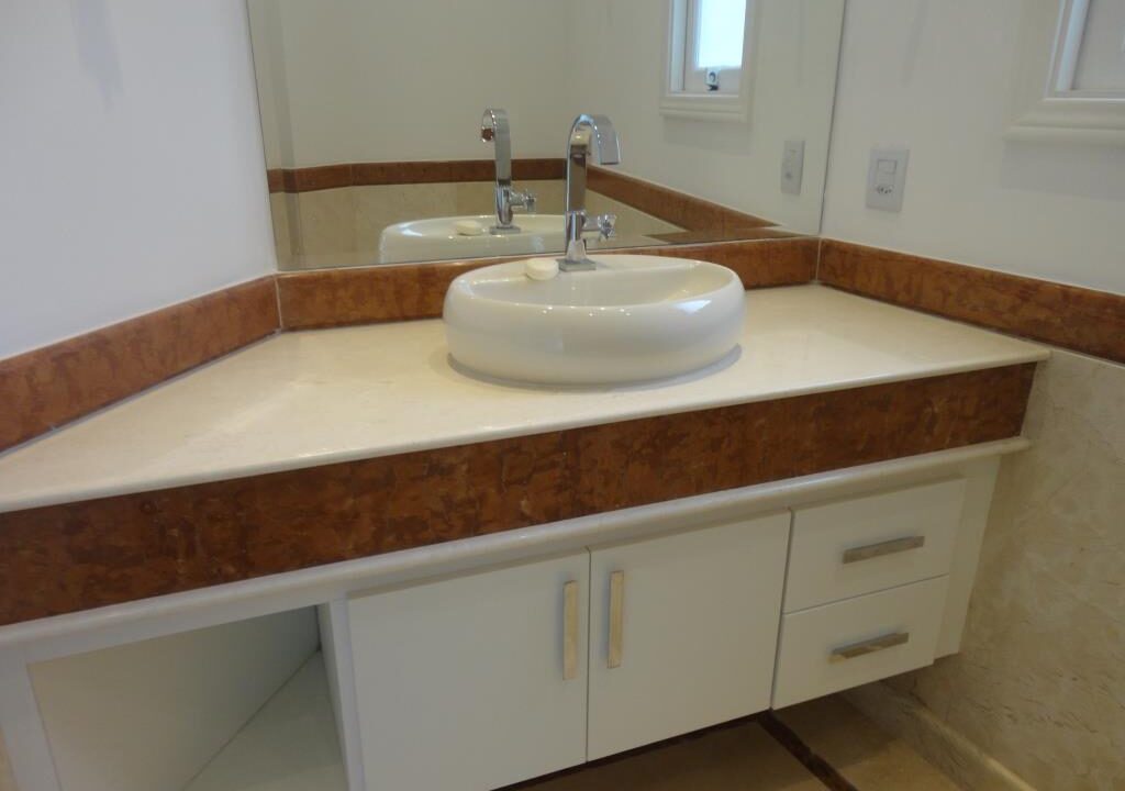 PHOTO-2025-10-11-17-50-04(1)