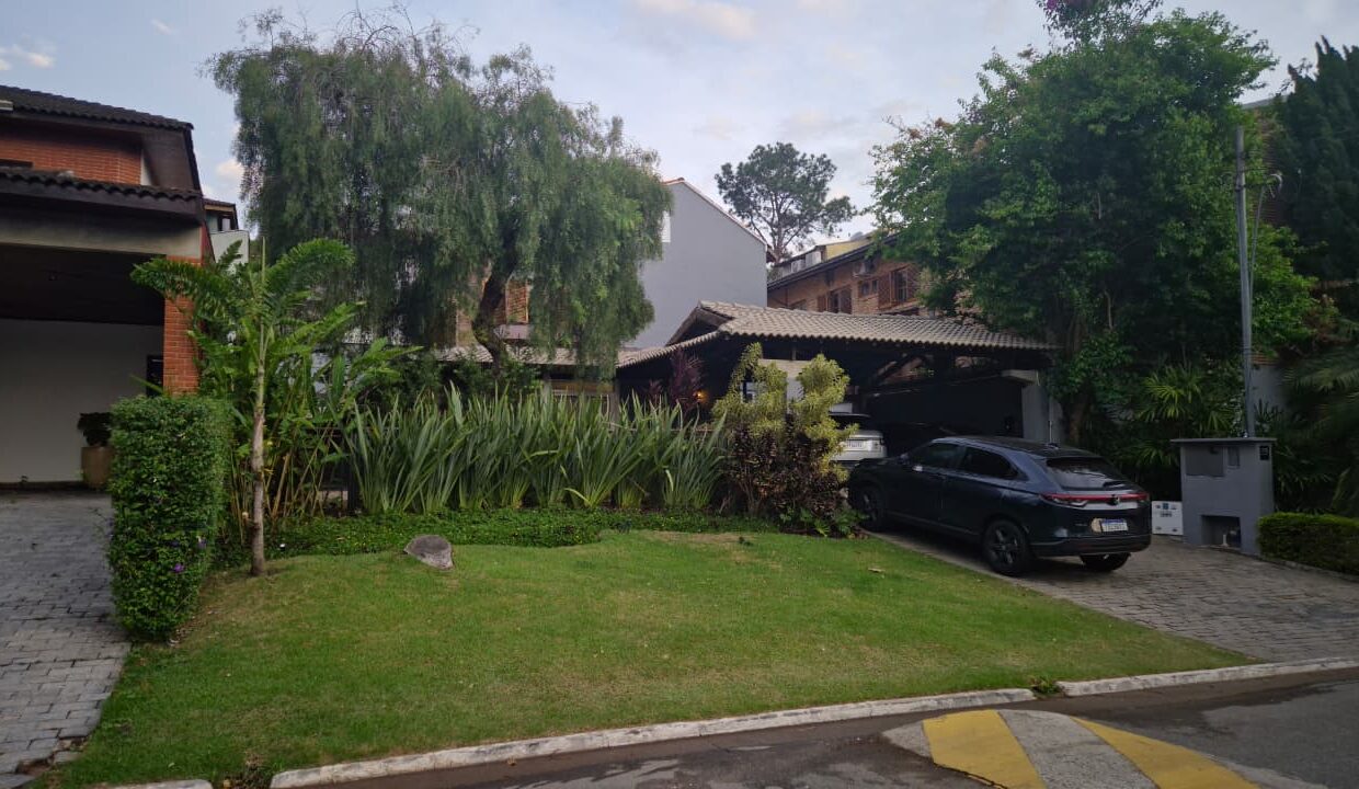 PHOTO-2025-10-14-19-28-52(1)