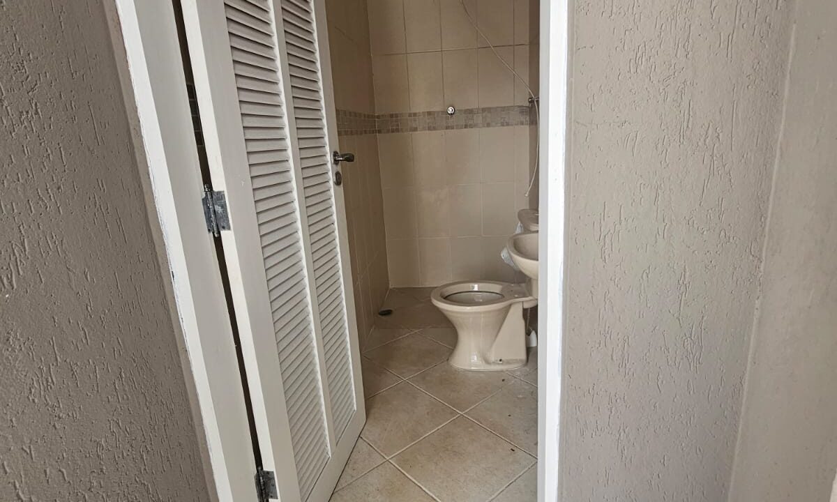 PHOTO-2025-10-14-19-38-36(4)