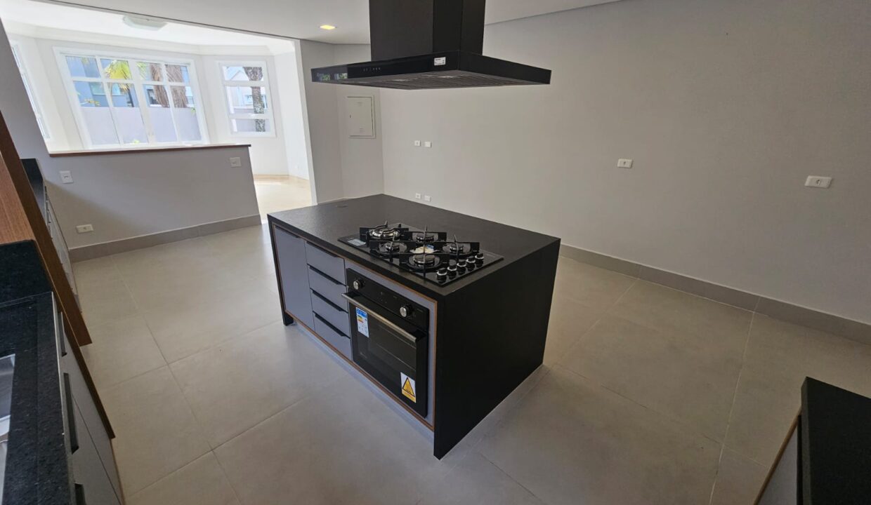 PHOTO-2025-10-14-19-38-37(1)