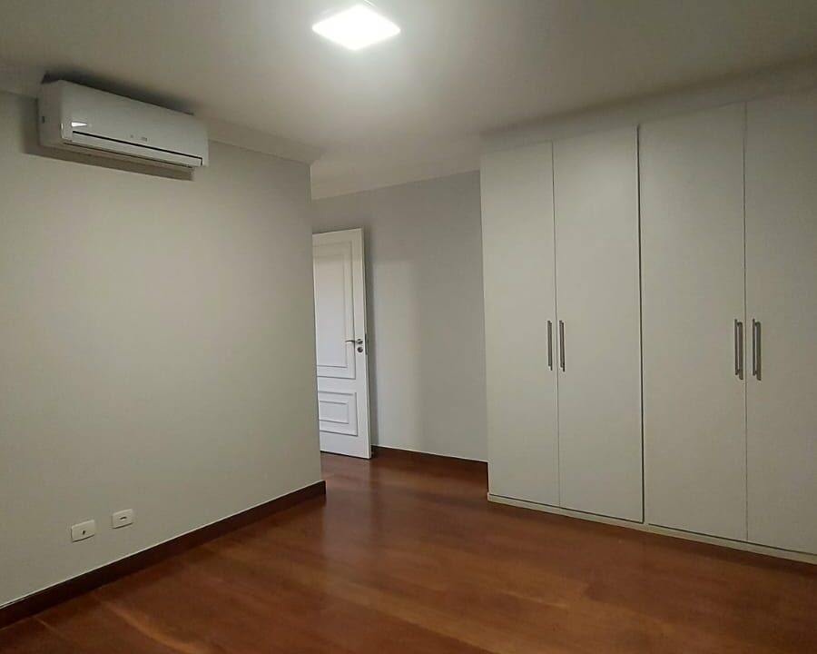 PHOTO-2025-10-14-19-38-40