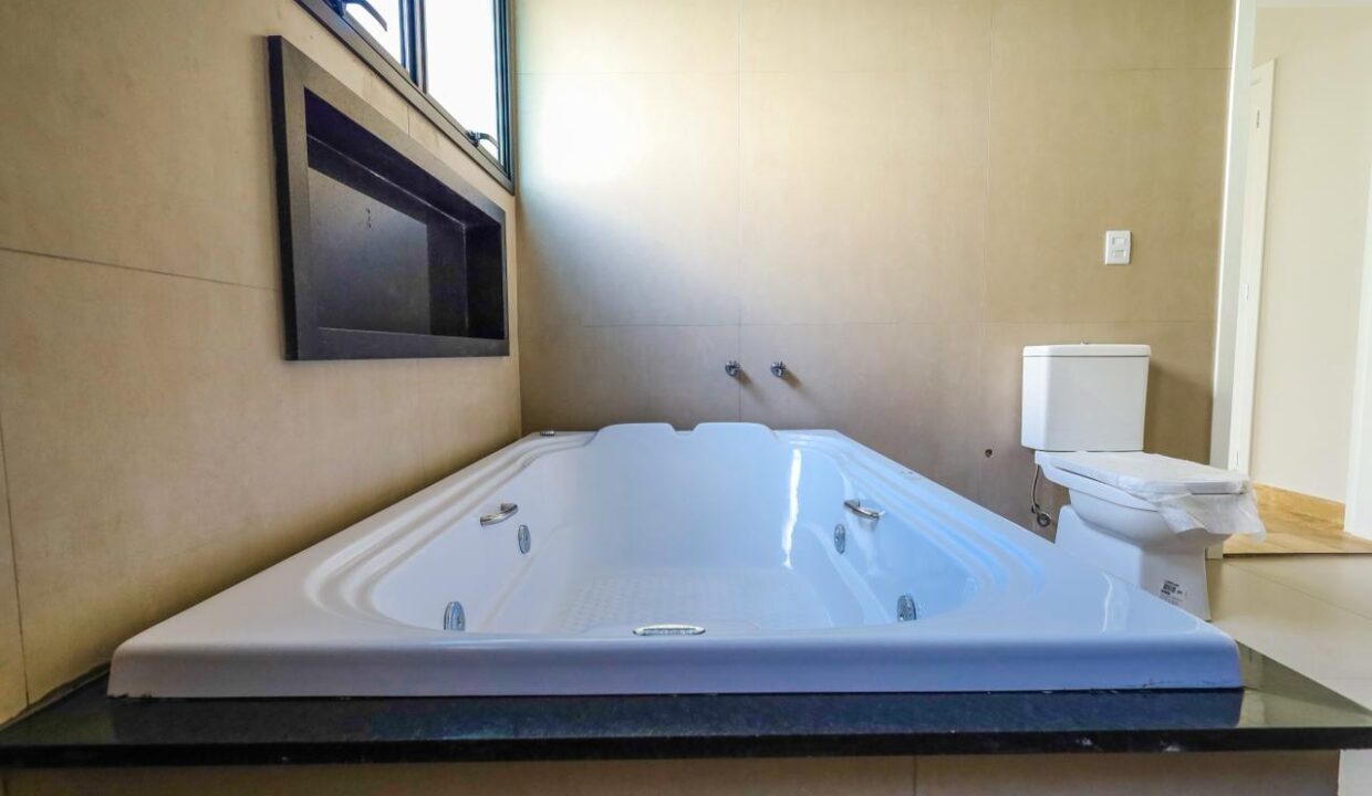 PHOTO-2025-10-15-17-26-05(4)