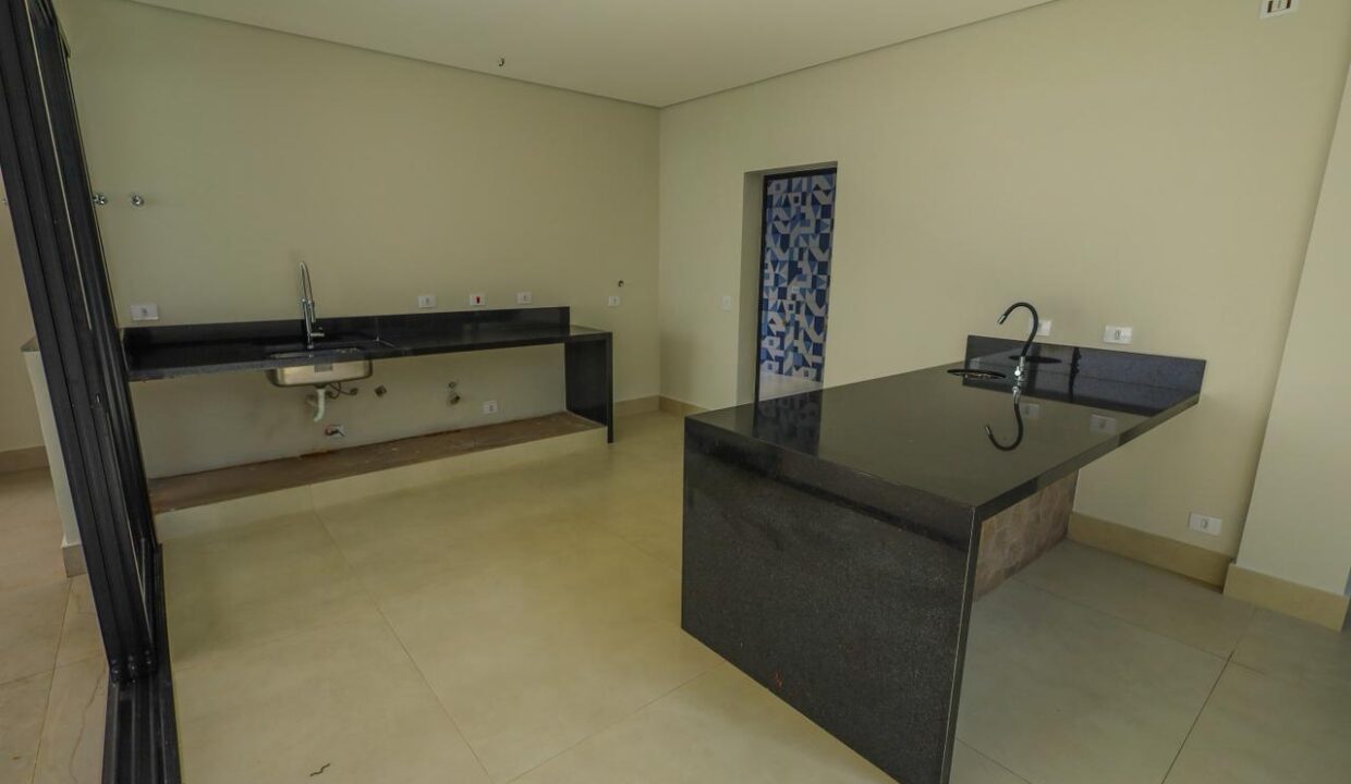 PHOTO-2025-10-15-17-26-07