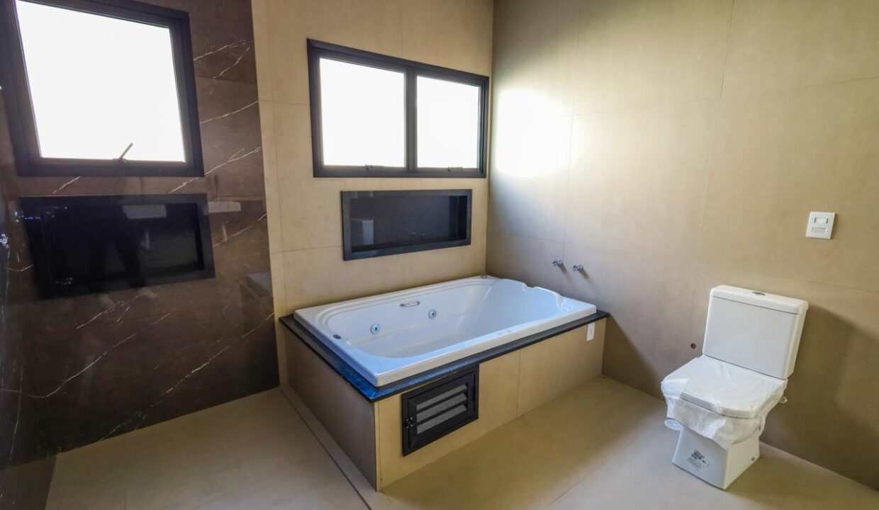 PHOTO-2025-10-15-17-26-08