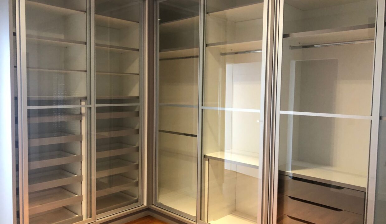 PHOTO-2025-10-16-18-15-45(13)