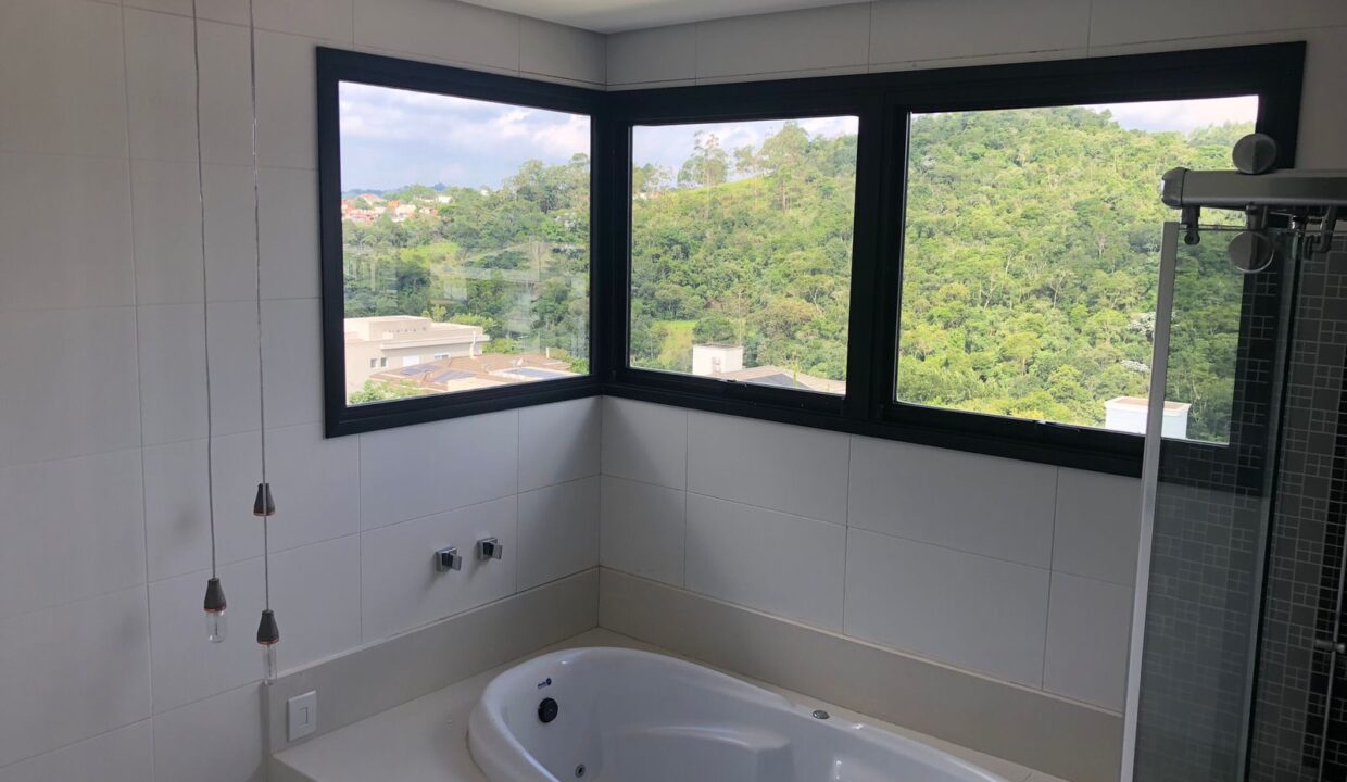 PHOTO-2025-10-16-18-15-45(19)