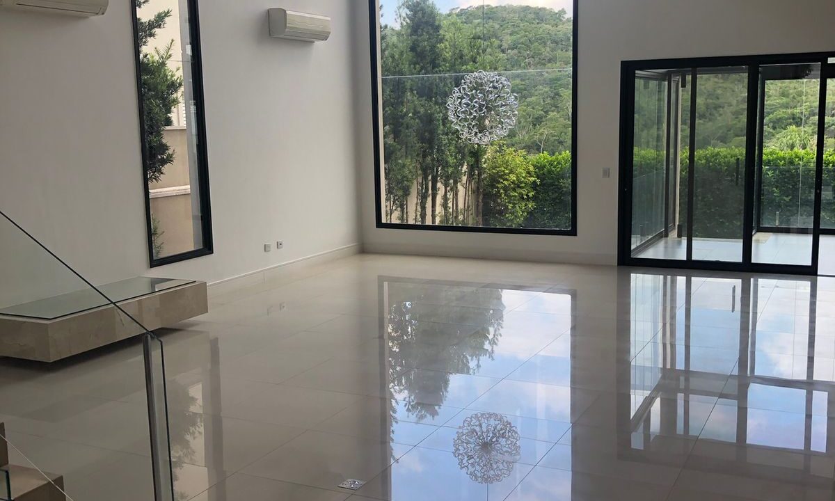 PHOTO-2025-10-16-18-15-45(25)