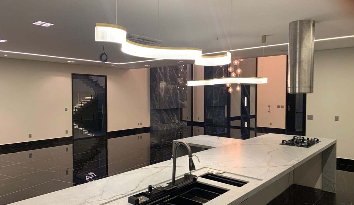 PHOTO-2025-10-17-18-13-47