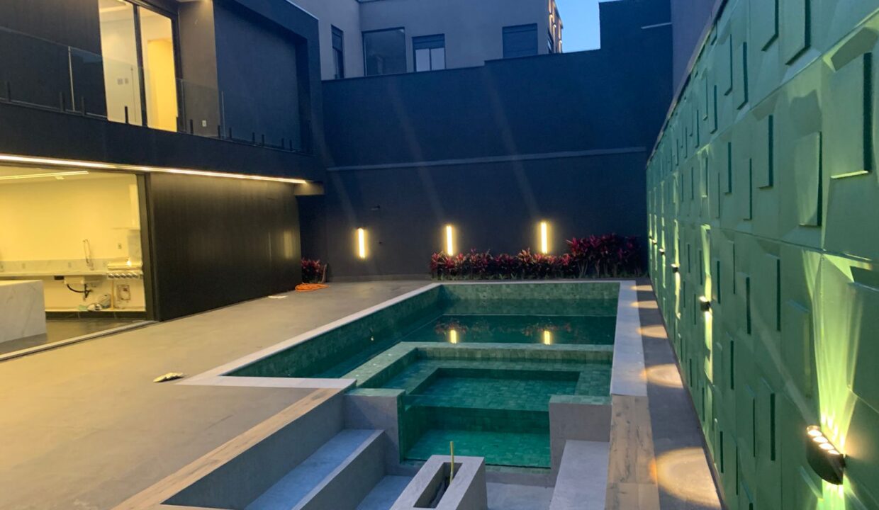 PHOTO-2025-10-17-18-13-47(2)