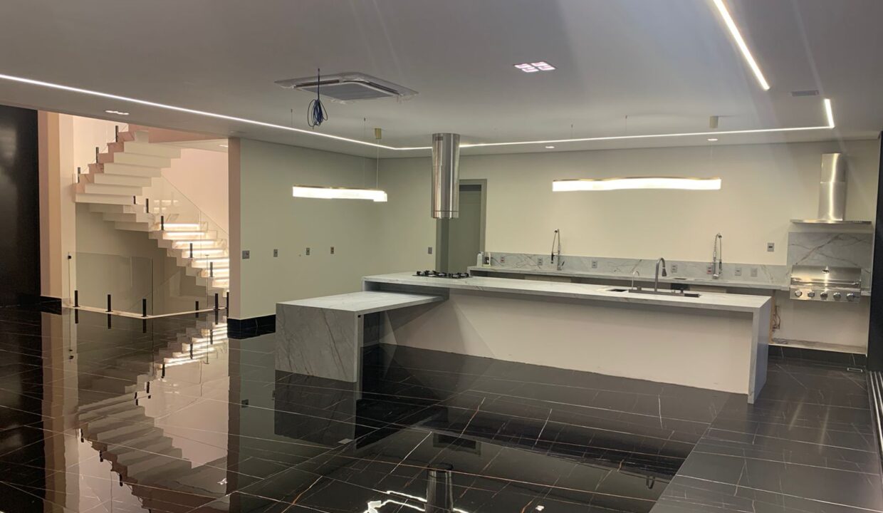 PHOTO-2025-10-17-18-13-47(5)