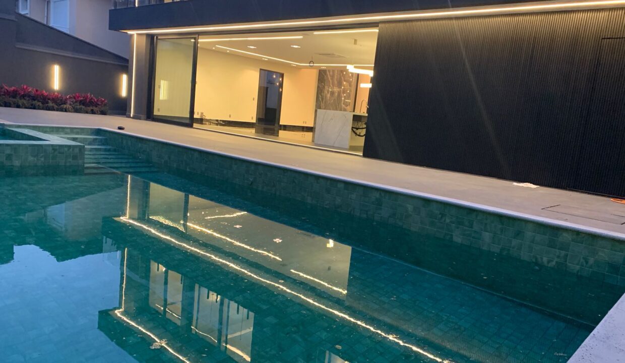 PHOTO-2025-10-17-18-13-48(3)