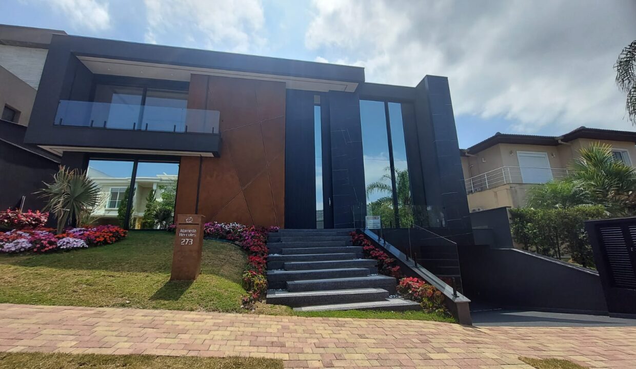 PHOTO-2025-10-17-18-13-49