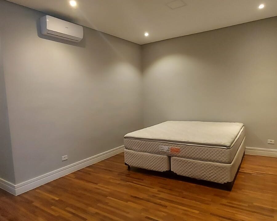 PHOTO-2025-10-17-21-06-34