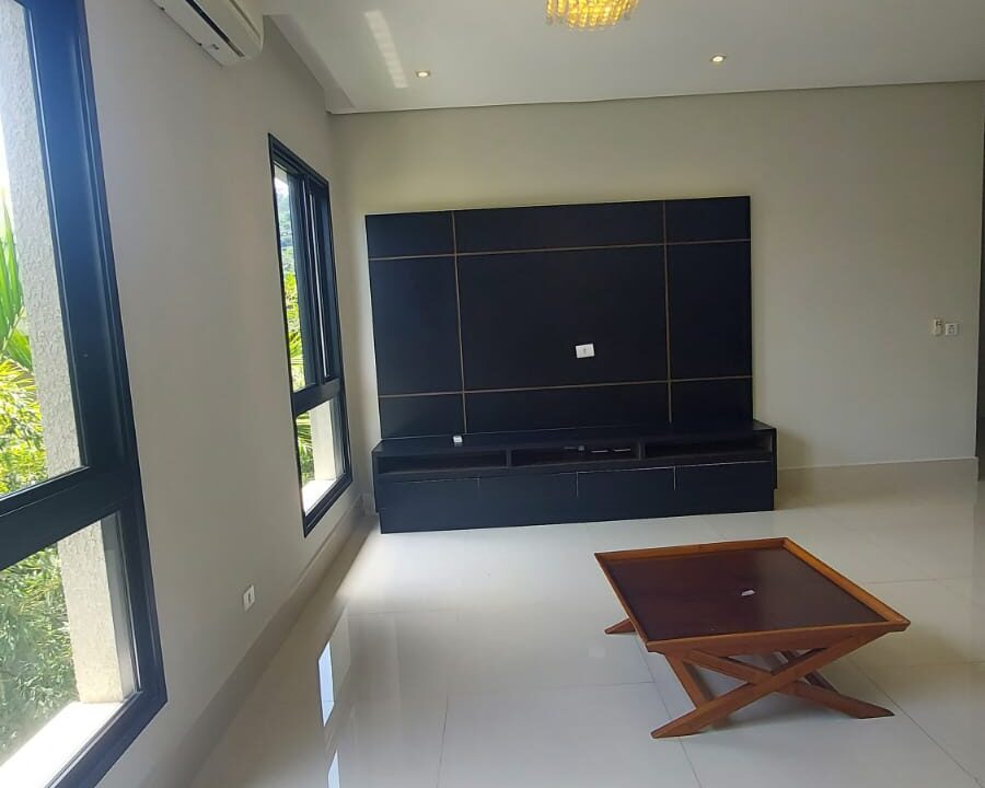 PHOTO-2025-10-17-21-06-37