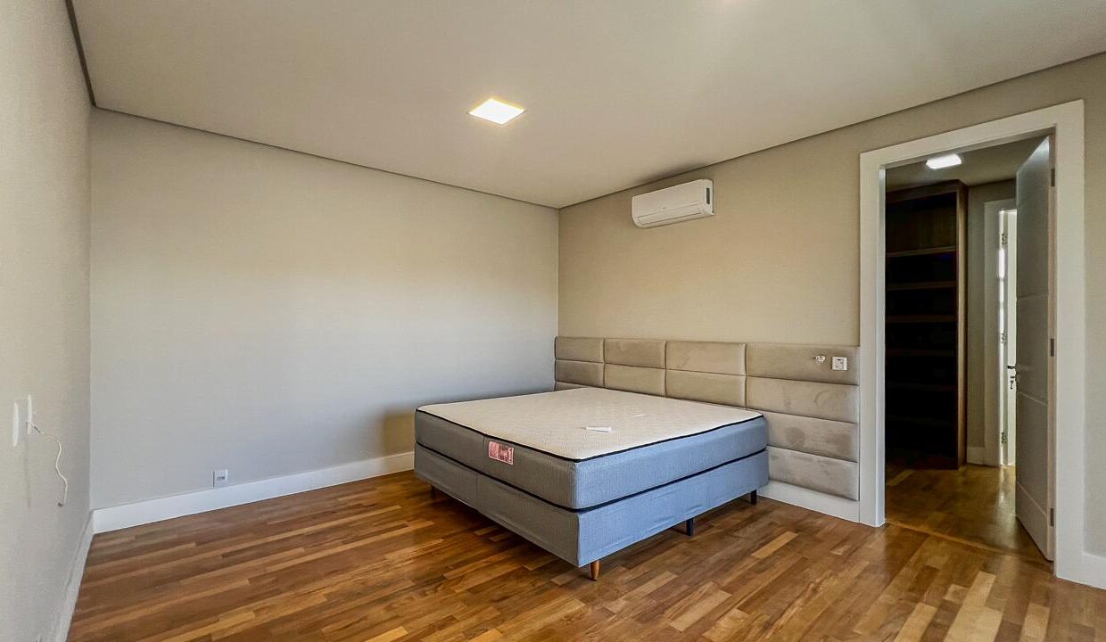 PHOTO-2025-10-17-21-20-28(12)