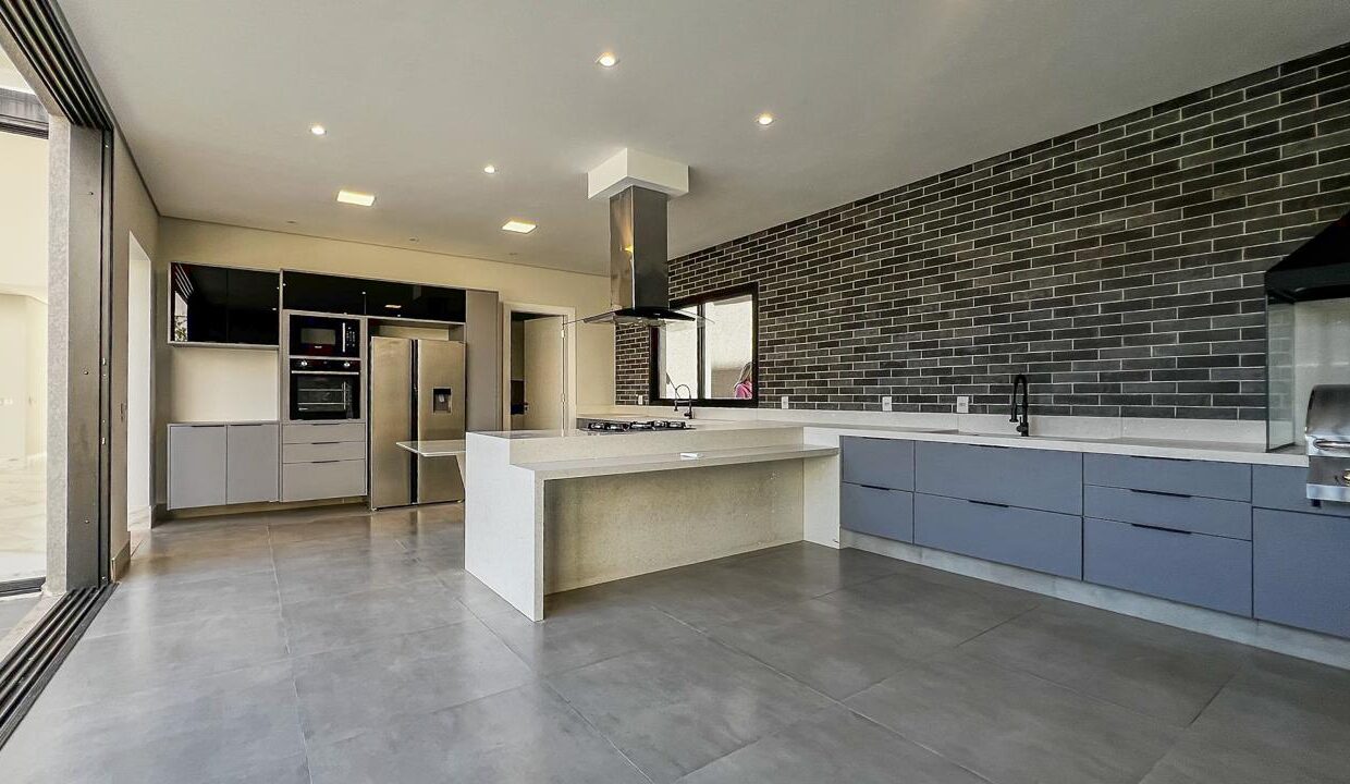 PHOTO-2025-10-17-21-20-28(17)