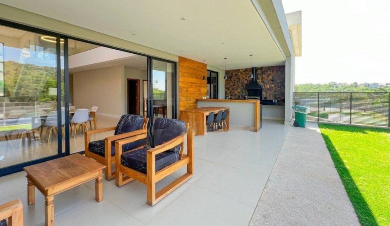 PHOTO-2025-10-20-09-32-09