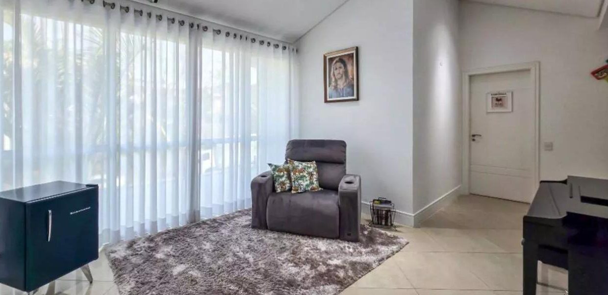 PHOTO-2025-10-20-20-47-02(3)