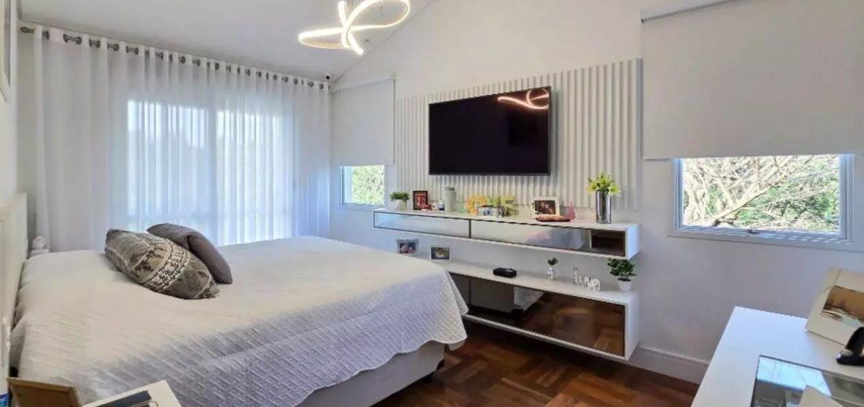 PHOTO-2025-10-20-20-47-02(4)