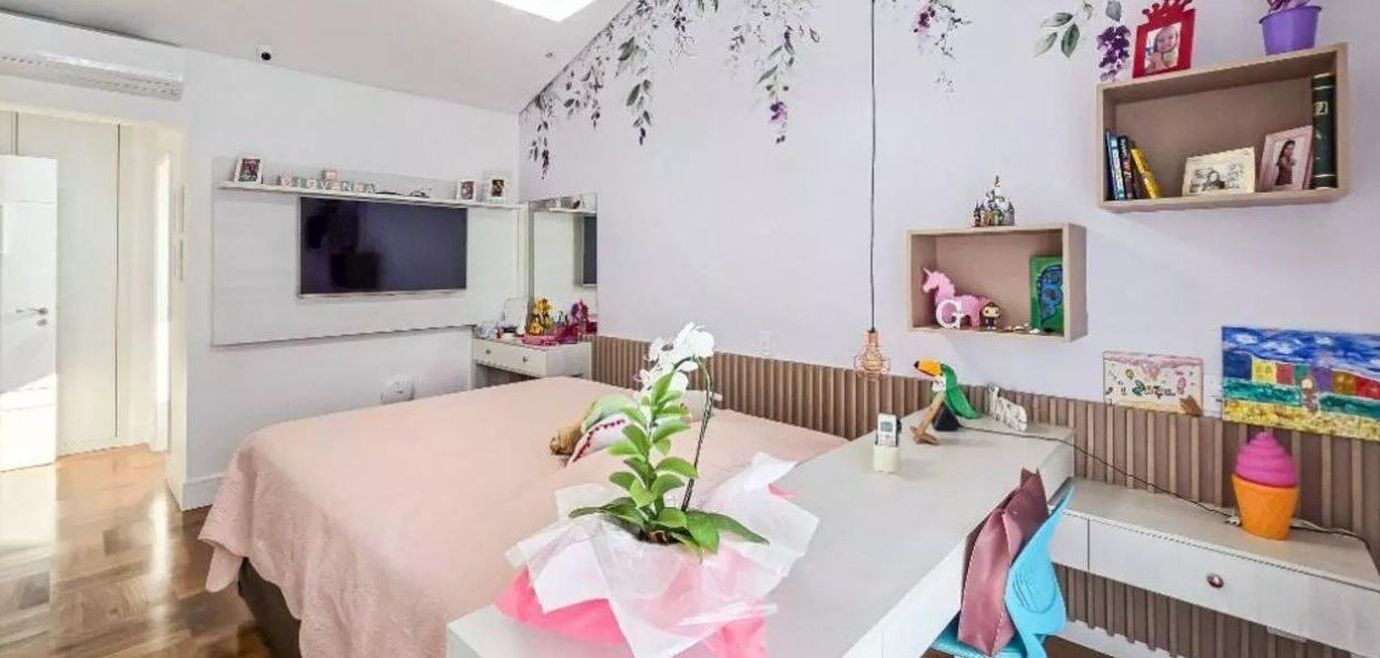 PHOTO-2025-10-20-20-47-04