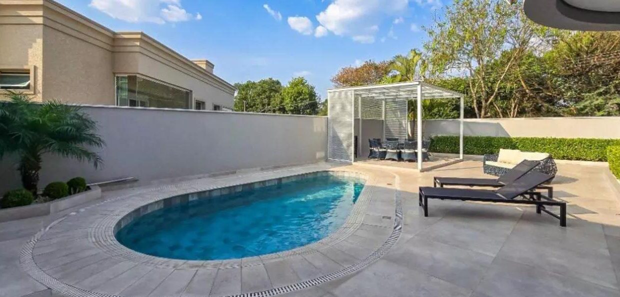 PHOTO-2025-10-20-20-47-05