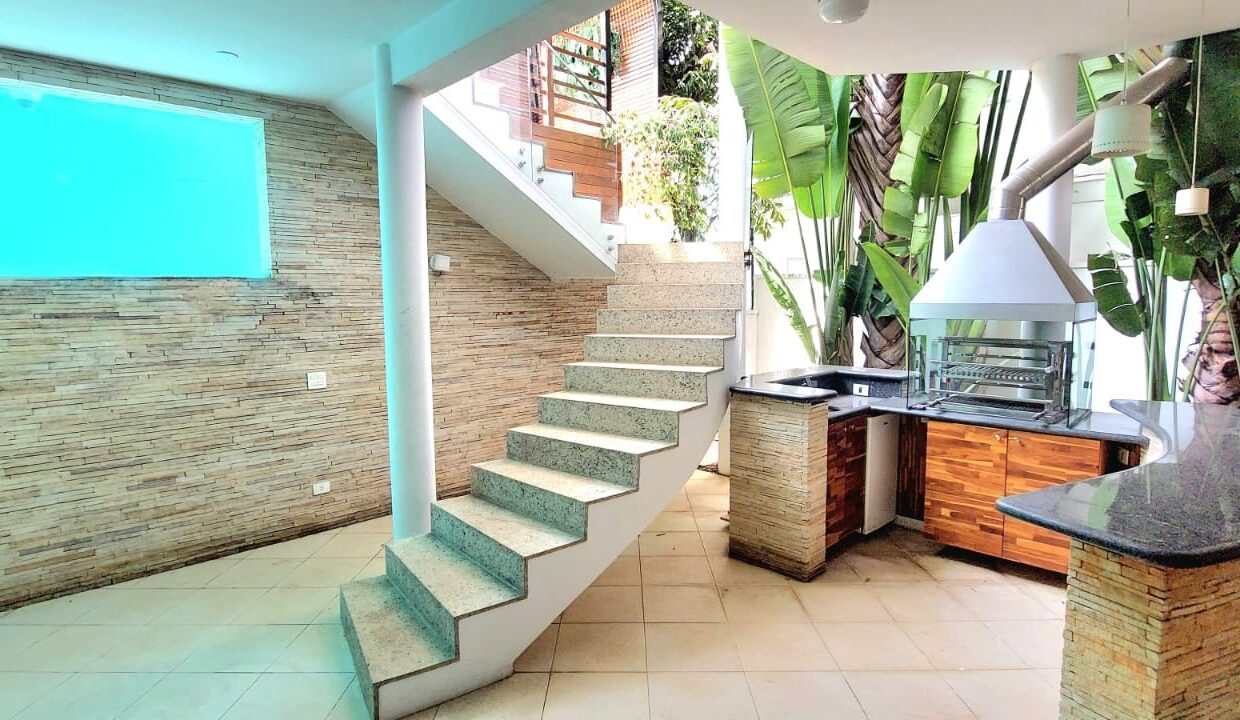 PHOTO-2025-10-21-07-36-40