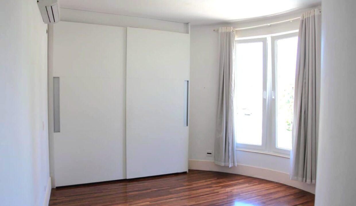 PHOTO-2025-10-21-07-36-43(3)