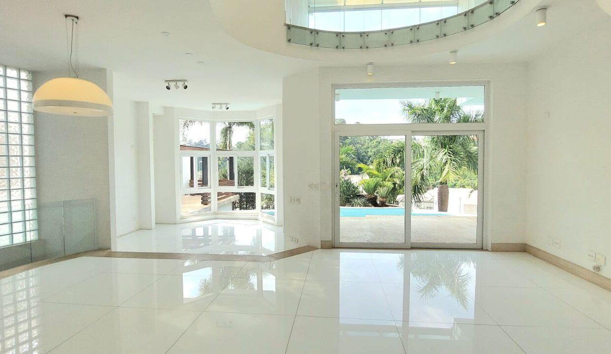 PHOTO-2025-10-21-07-36-45(4)