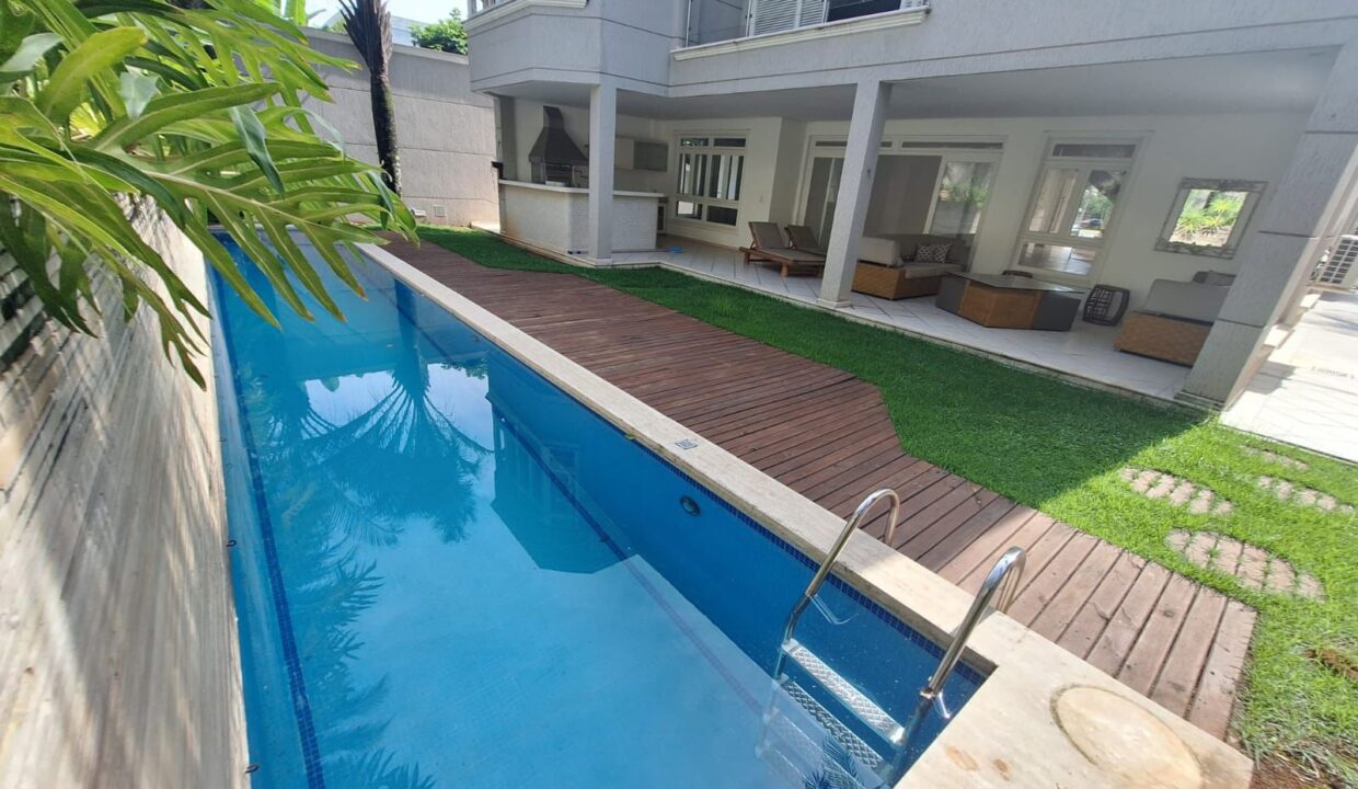 PHOTO-2025-10-28-21-15-12(21)