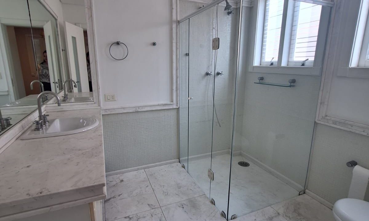 PHOTO-2025-10-28-21-15-12(8)