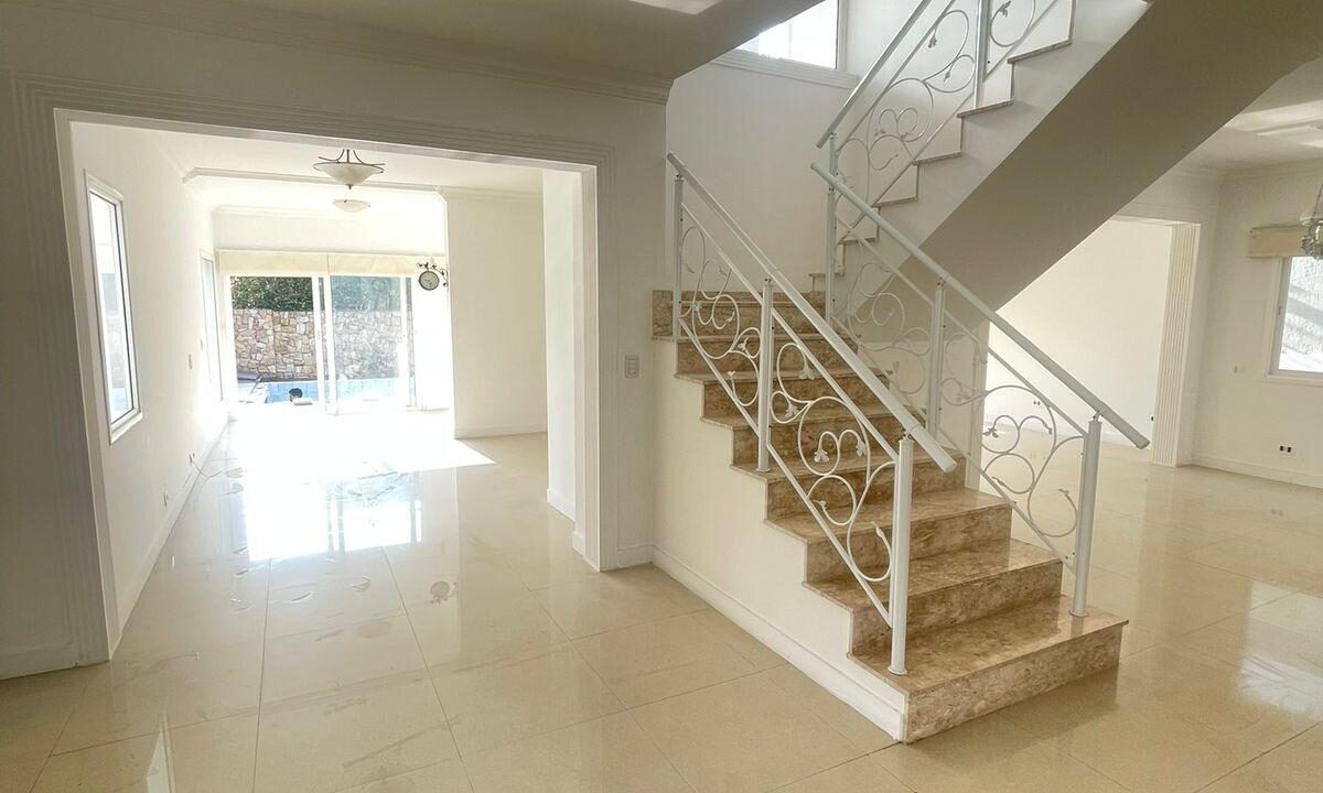 PHOTO-2025-11-04-08-09-02