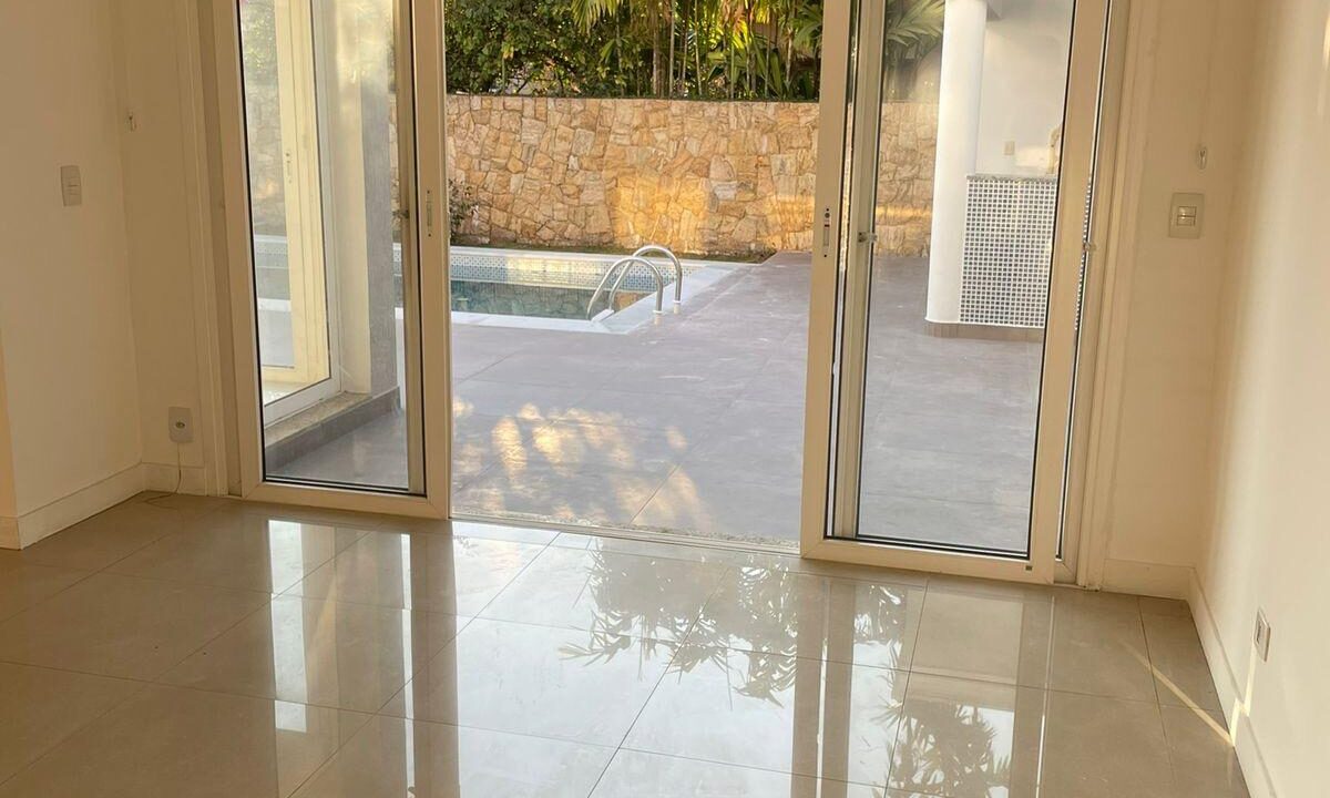 PHOTO-2025-11-04-08-09-02(1)