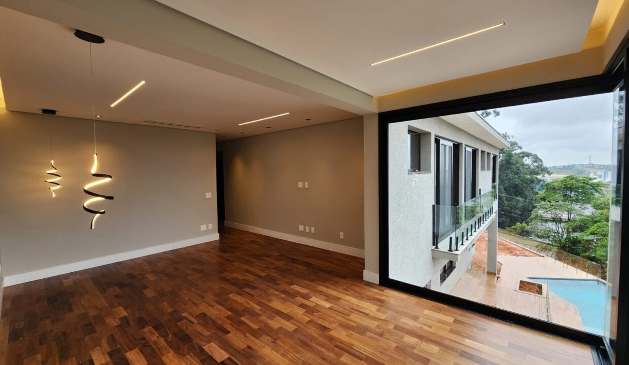 PHOTO-2025-11-04-10-31-42(2)