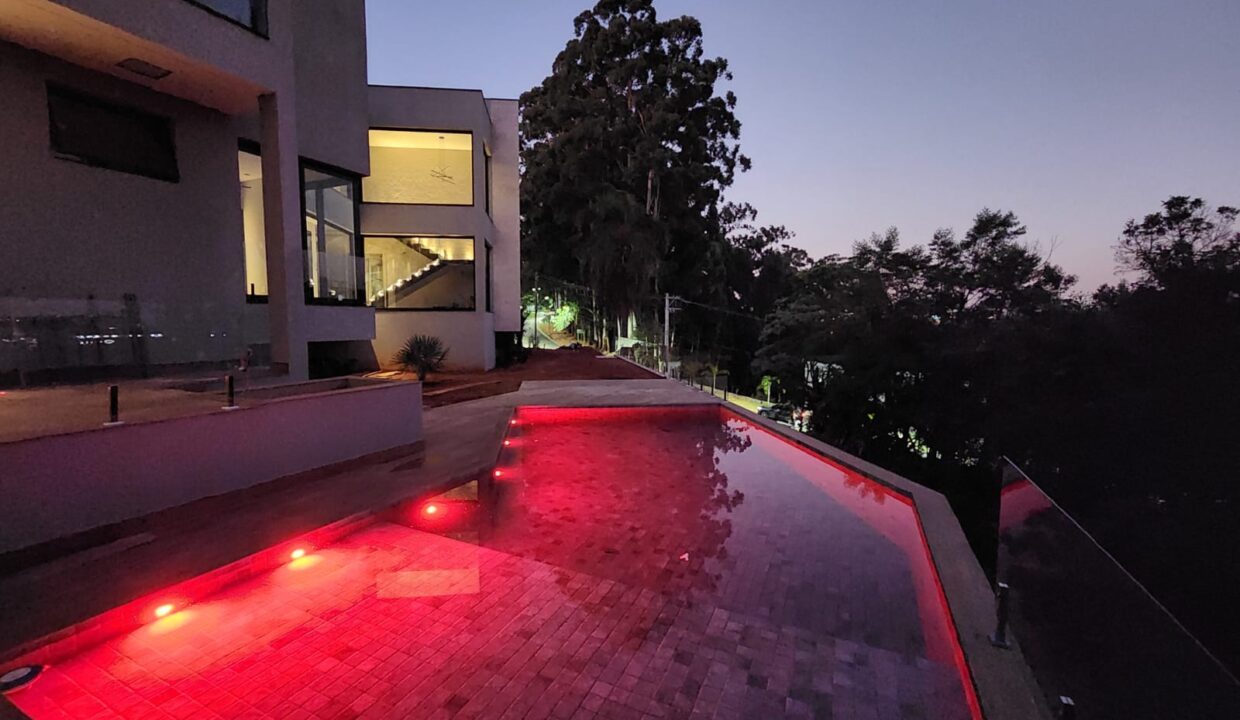 PHOTO-2025-11-04-10-31-44