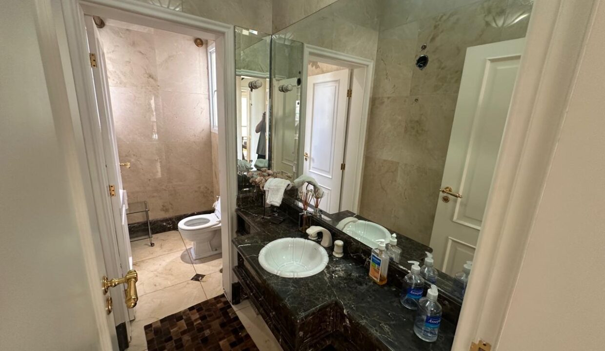 PHOTO-2025-11-09-16-44-45(12)