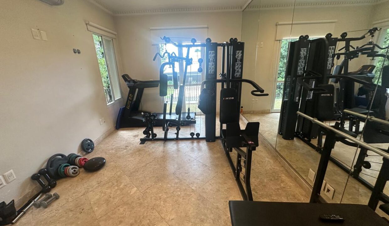 PHOTO-2025-11-09-16-44-45(23)