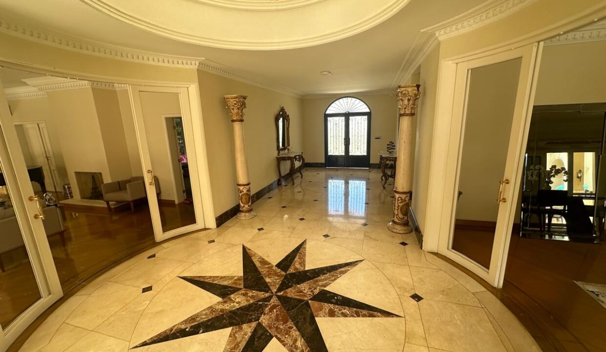 PHOTO-2025-11-09-16-44-45(5)