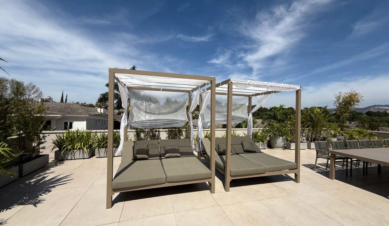 bda82234-04df-41e0-bbd9-070c13878e35(1)