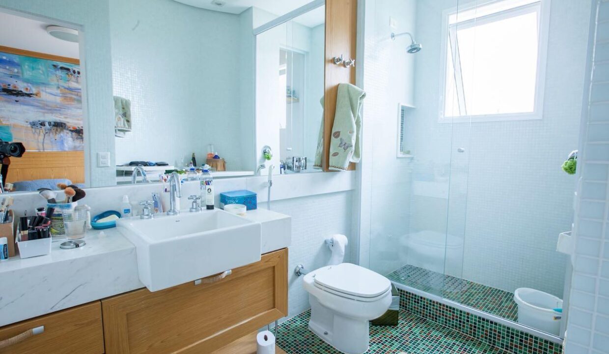 PHOTO-2025-11-29-20-11-12(18)