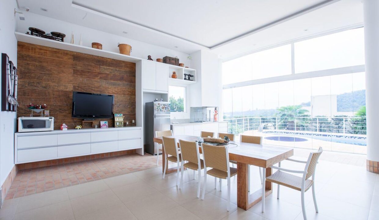 PHOTO-2025-11-29-20-11-12(23)