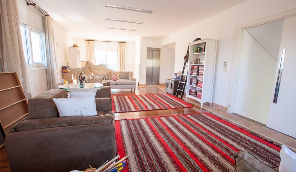 PHOTO-2025-11-29-20-11-12(25)